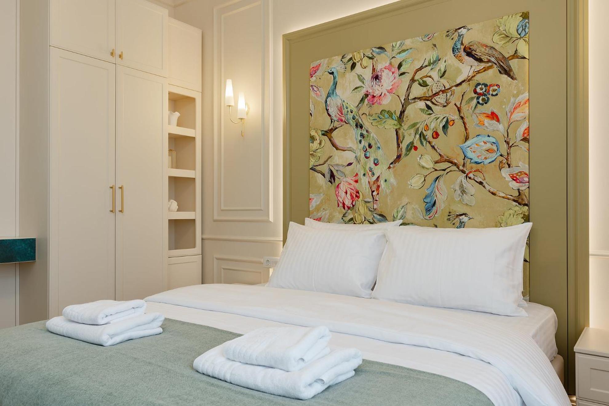 1910 Boutique - Central, Scenic, Self Check-In Hotel Braşov