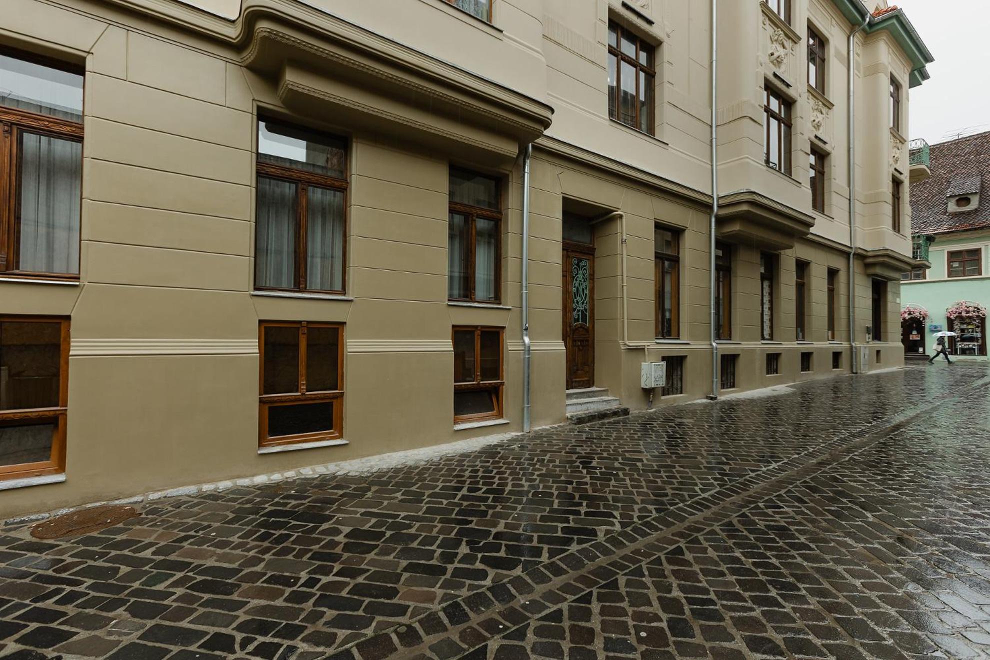 1910 Boutique - Self Check-in Only Hotel Braşov