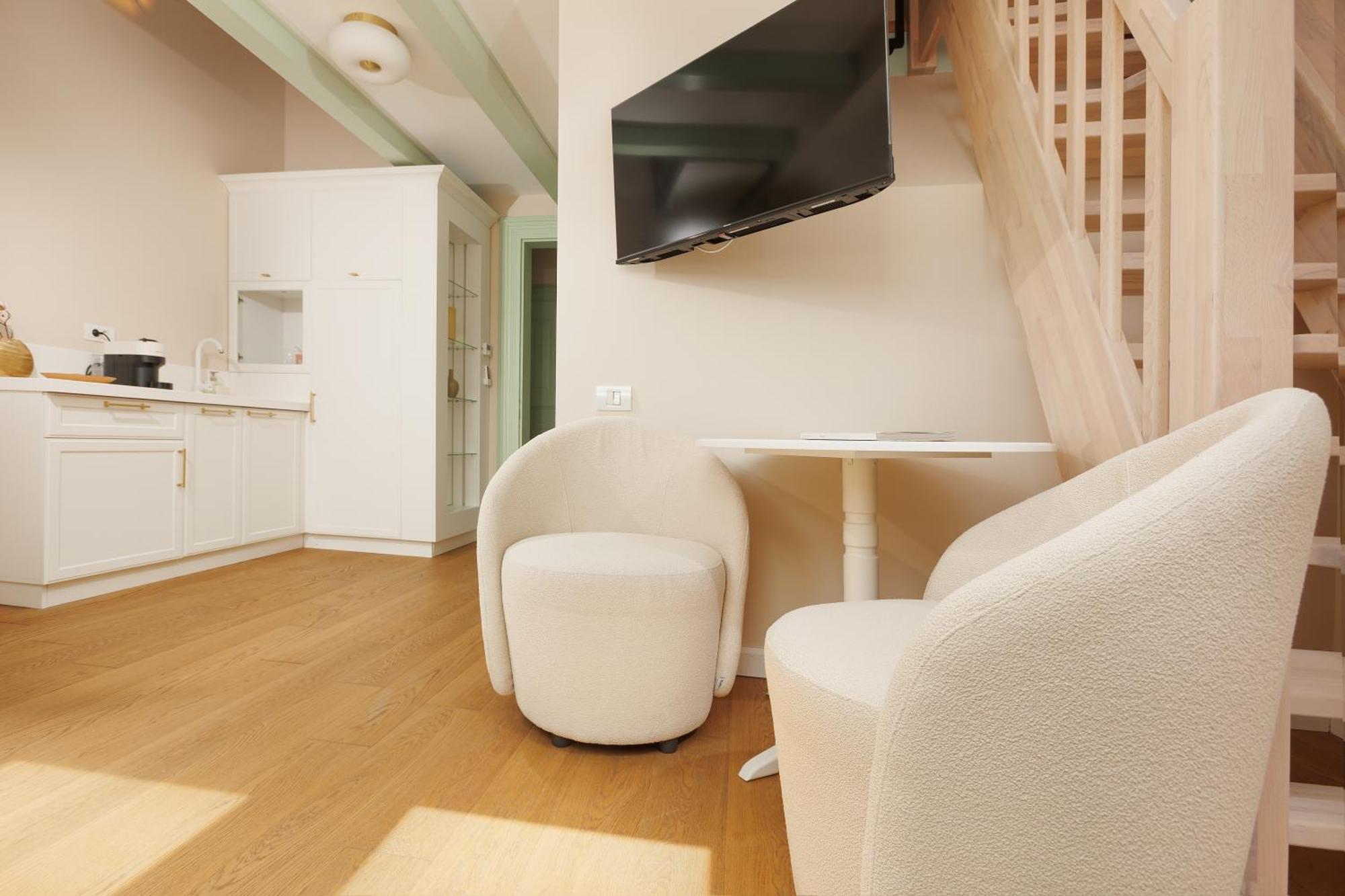 1910 Boutique - Central, Scenic, Self Check-In Hotel 4*